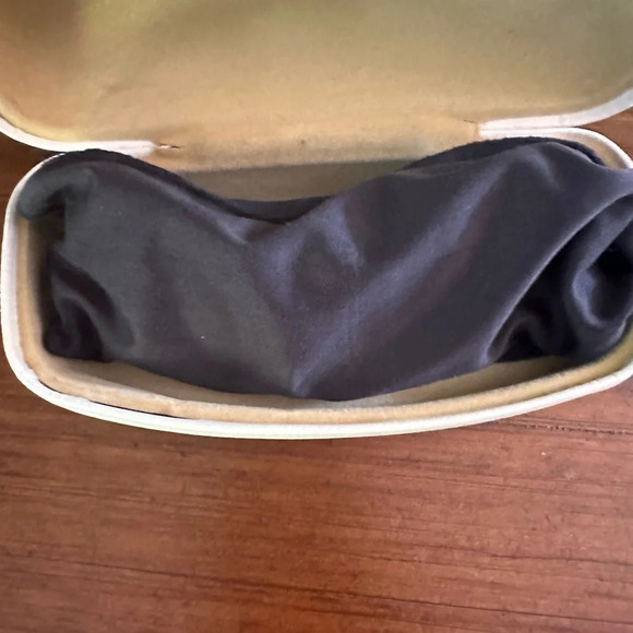 Michael Kors Astrid III 5015 Gold Black Aviator Sunglasses Logo on side - Picture 3 of 12